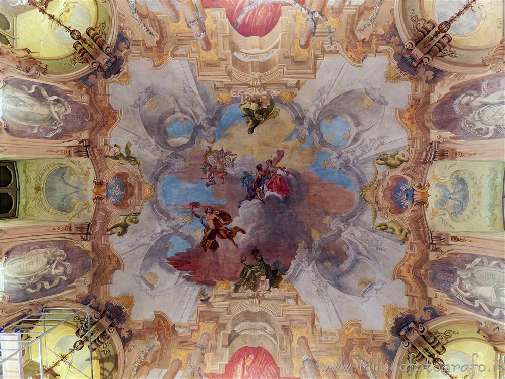 Milan (Italy) - Ceiling of the main hall of Visconti Palace